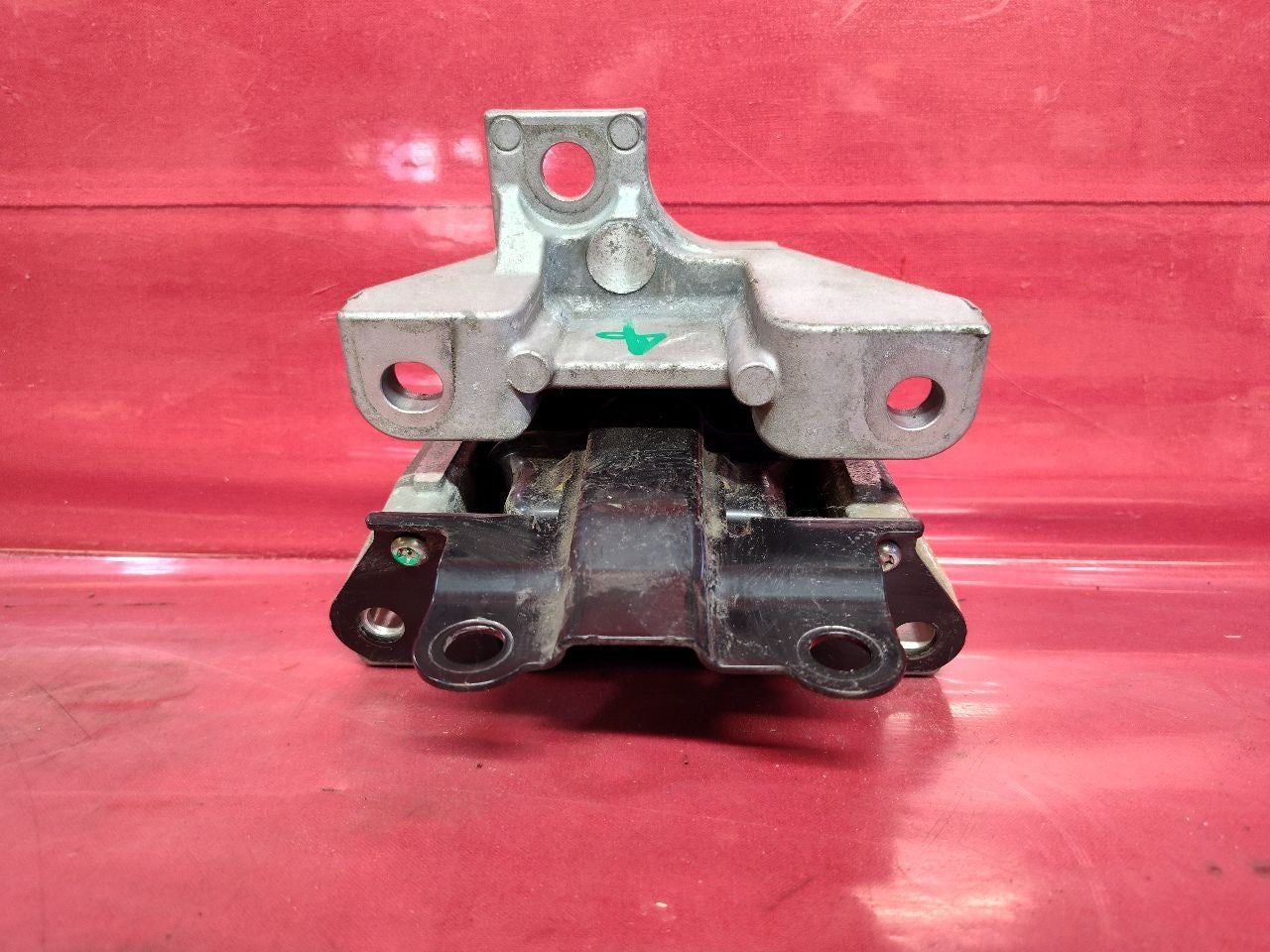 2018-2025 Mitsubishi Eclipse Cross Automatic Transmission Mount Bracket 2910A341