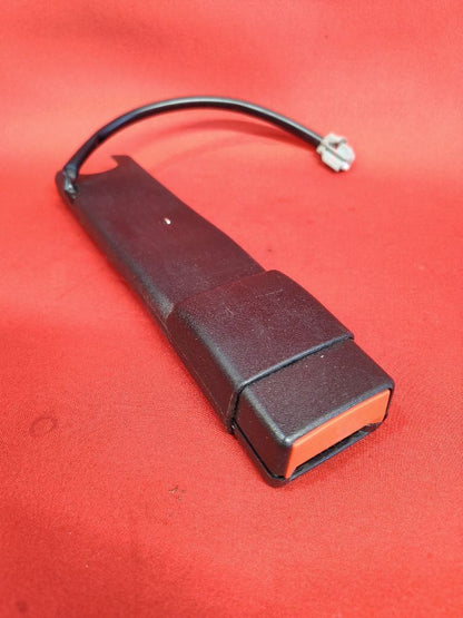 2013-2018 Dodge Ram Pickup FRONT Left -or- Right Seat Belt Buckle Tongue Black