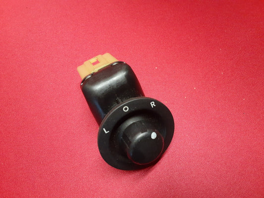 2005 - 2007 Chrysler Dodge Jeep Wing Door Mirror Adjust Switch 56040524AF