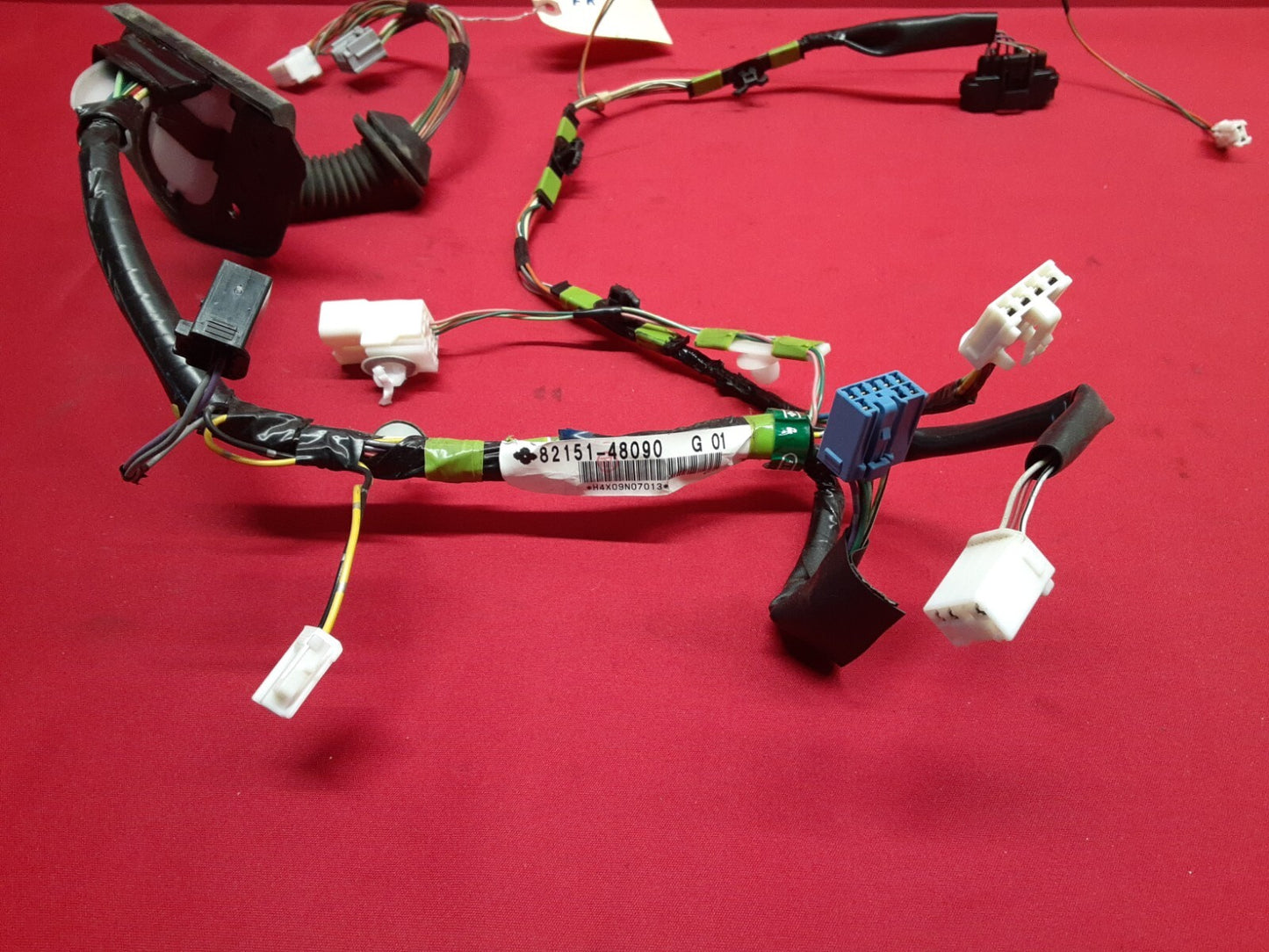 2001 - 2007 Toyota Highlander RIGHT FRONT Door Wiring Harness 82151-48090