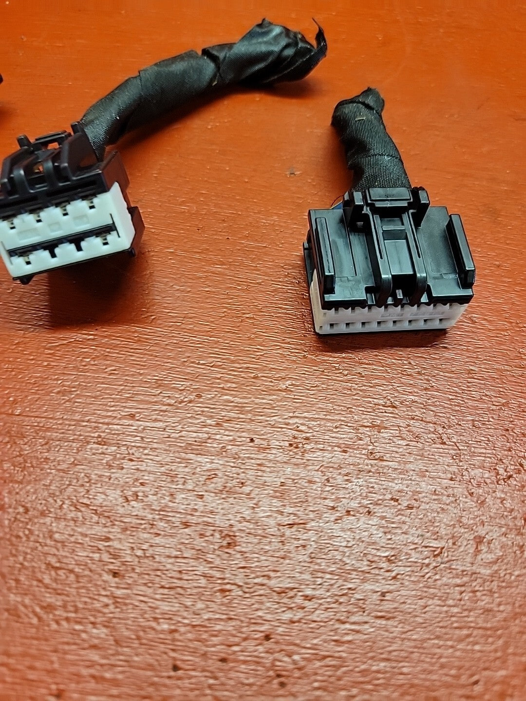 2011-2016 Chevrolet Cruze Radio Amplifier Unit Pigtails 95228887