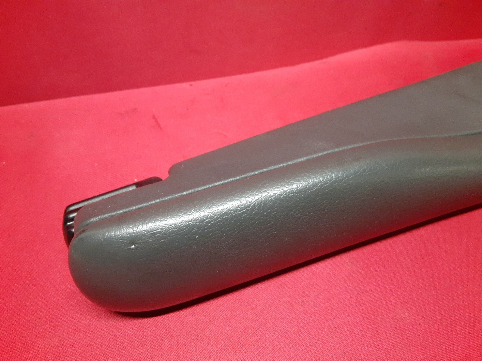 2003 - 2006 Range Rover HSE FRONT RIGHT Seat Arm Rest Dark Gray HDA000020
