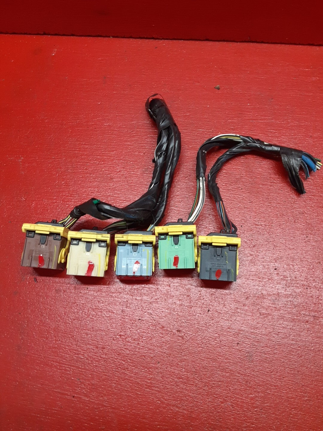 2005 Ford Focus 2.0L BCM Body Control Module Pigtails 1S7T-15K600-JD