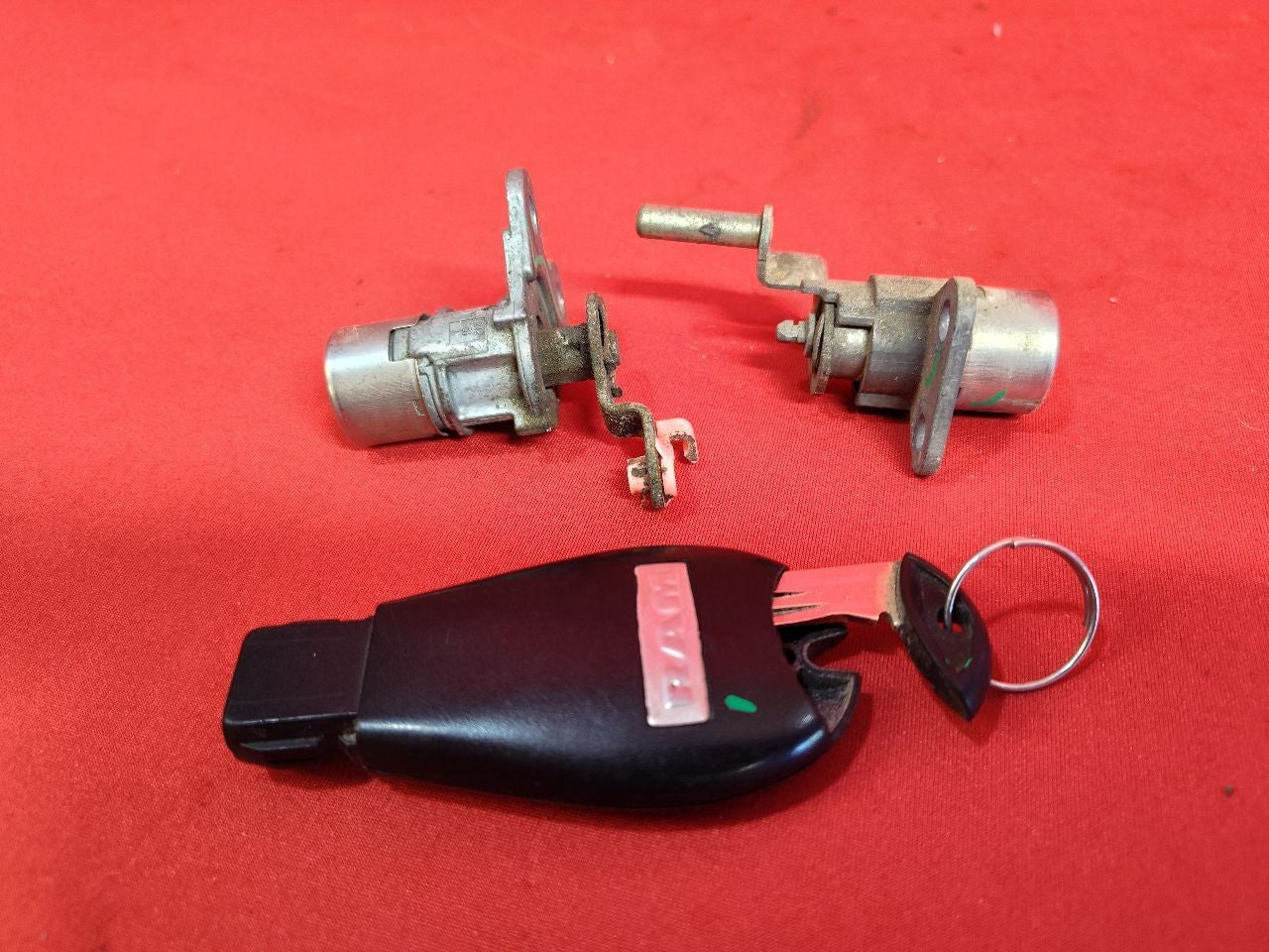 2013-2018 Dodge Ram Ignition Immobilizer Key Fob Door Lock Cylinder SET