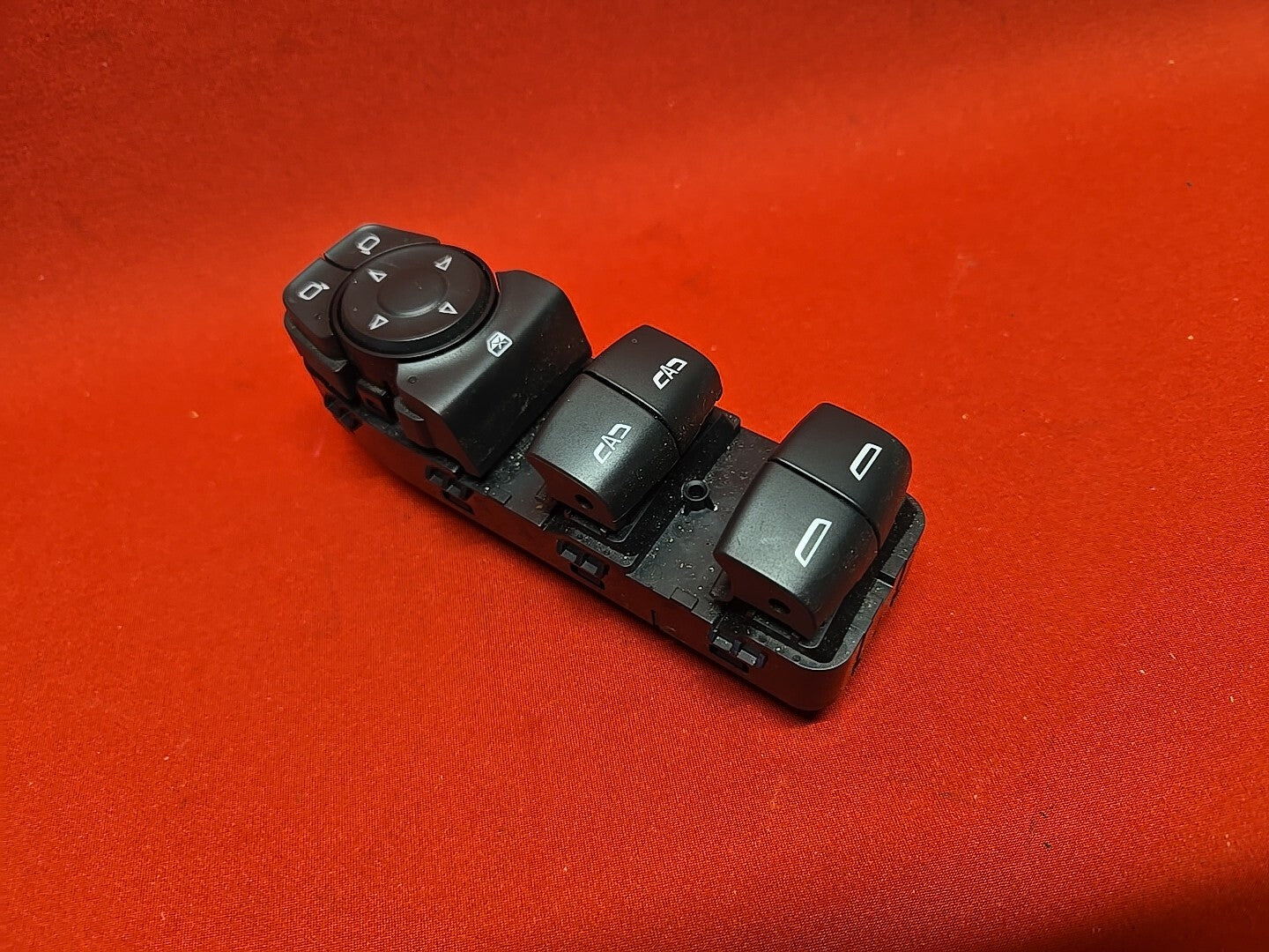 2018 - 2023 GM Chevy Buick GMC Left Driver Door Master Window Switch 84513458