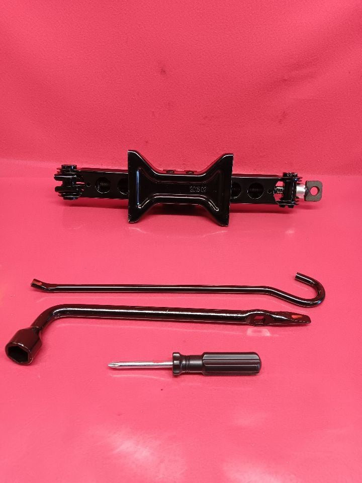 15-19 Subaru Legacy 17-23 Impreza Emergency Spare Tire Scissor Jack Tool Set