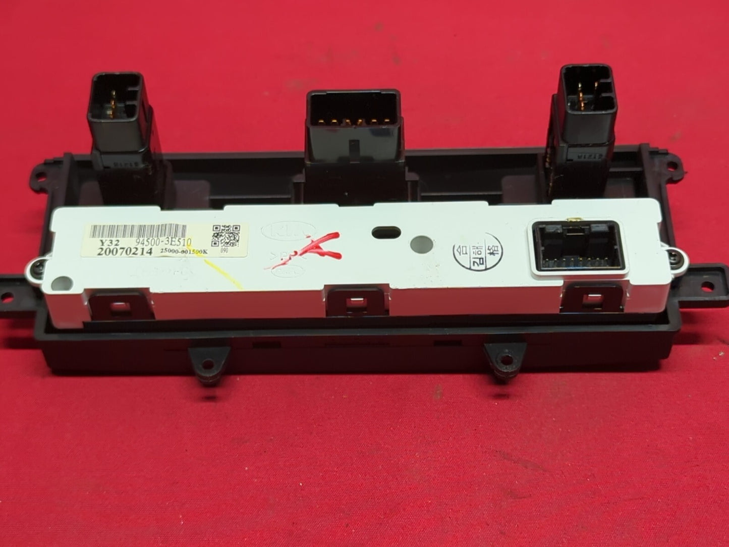 2007 2008 Kia Sorento Instrument Panel Digital Clock Hazard Defrost	94500-3E510