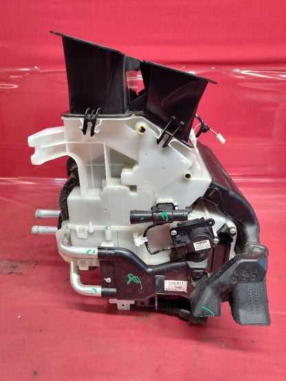 2018-2020 Mitsubishi Eclipse Cross HVAC Heater Box Blower Motor Unit DUAL ZONE