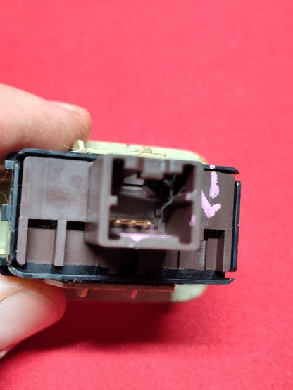 2011-2020 Infiniti 2017-2024 Nissan REAR Second 2nd Row Power Fold Seat Switch