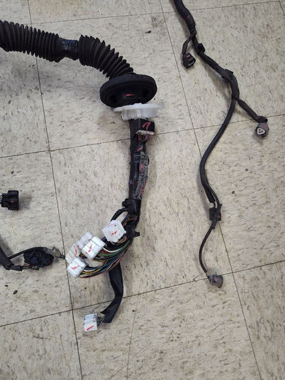 2003 2004 Toyota 4Runner 4.7L V8 5-Spd 4WD Main Engine Block Wiring Harness