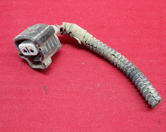 2007 - 2021 Toyota Tundra Windshield Washer Fluid Reservoir Pump - PIGTAIL
