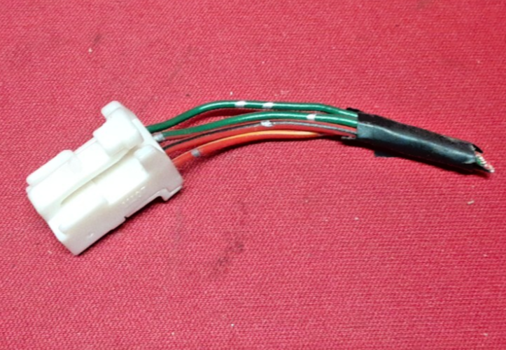 1992 - 1993 Lexus / Toyota Relay Fuse Box Integration Module 82641-33051 PIGTAIL