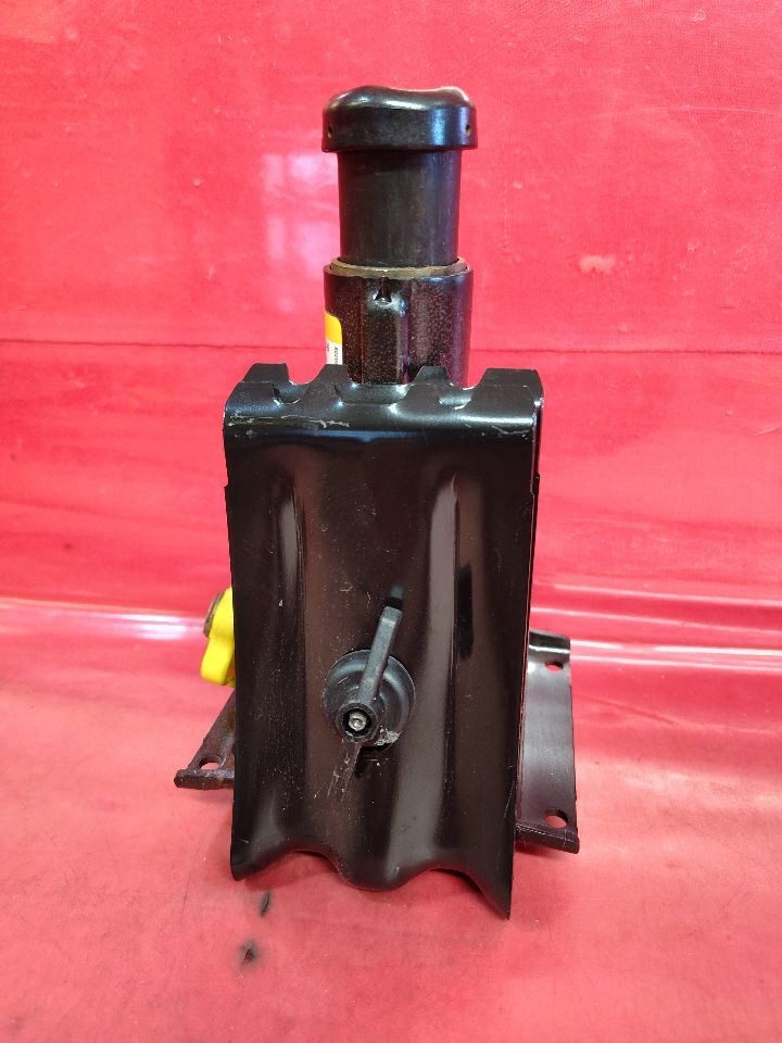 1999-2003 Chevy GMC Cadillac Suv / Truck 1500 or 1/2 Ton Bottle Jack Tool Set