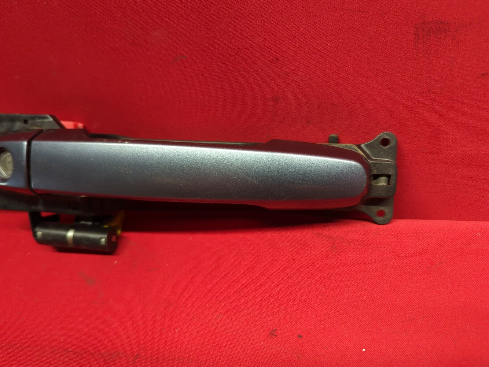 2001 - 2007 FRONT LEFT Exterior Door Handle 8N6 Bluestone Metallic 69202-52010