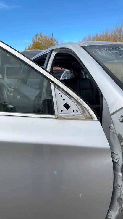2013 Infiniti JX35 Front Right Passenger Door K23 Brilliant Silver - Grade B