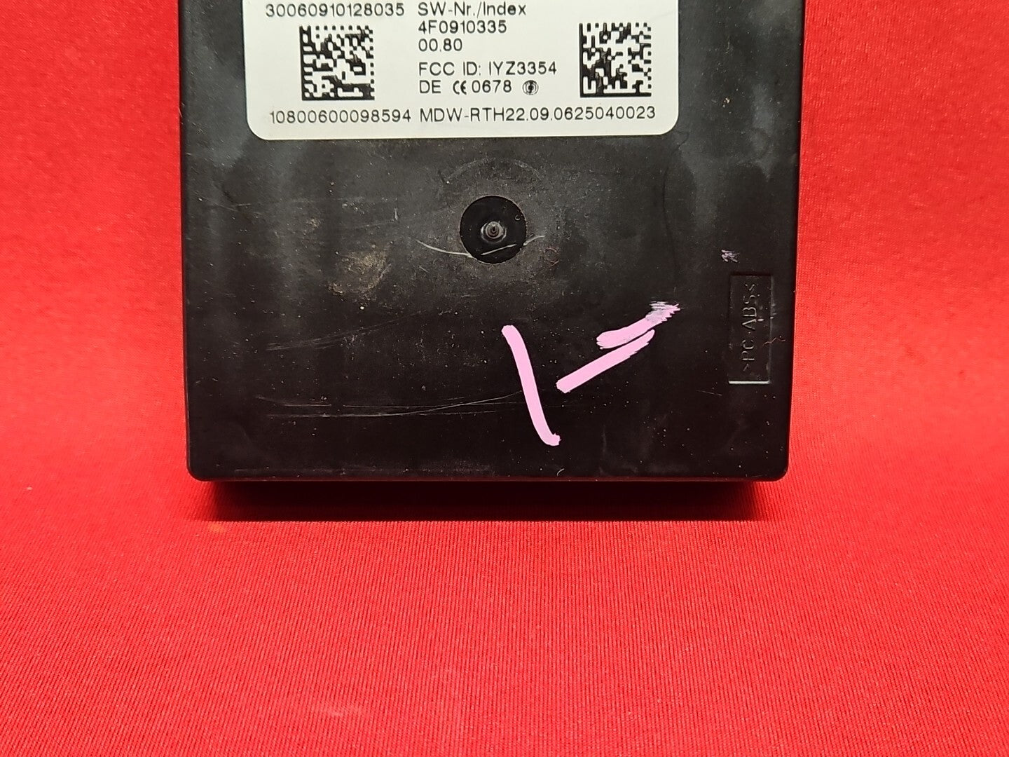 2007 - 2015 Audi Q7 Theft Locking Keyless Entry Control Module - 4L0907335B