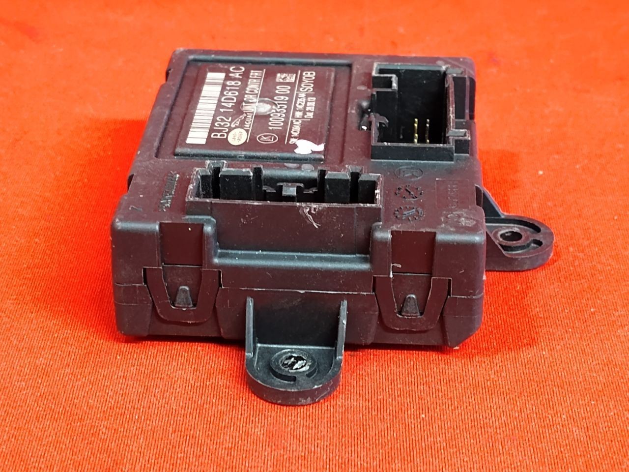 2010-2016 Land Rover / 2013-2015 Jaguar FRONT LEFT DRIVER Door Control Module