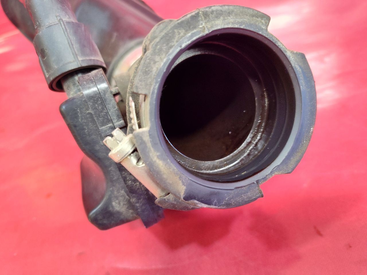 2018-2022 Chevy Equinox GMC Terrain 1.5L Air Cleaner Box OUTLET Duct ONLY