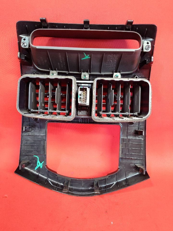 2014-2016 Chevy Spark EV Electric Only Radio Dash Air Vent Bezel PATTERN STYLE