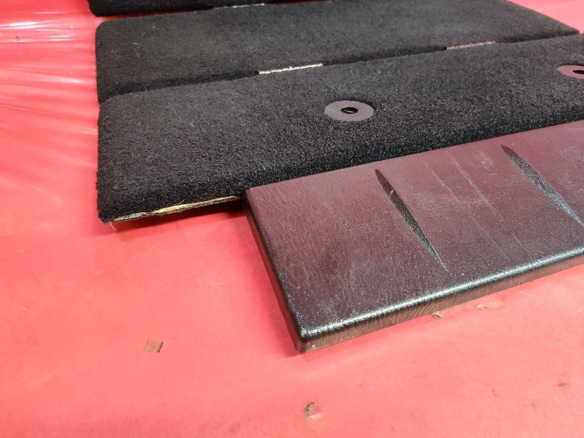 2013-2020 Chrysler Dodge Van RIGHT PASSENGER Split Stow N Go Load Floor Cover