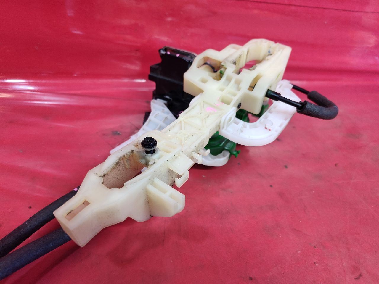 2016-2020 Kia Sorento FRONT RIGHT PASSENGER Door Latch Lock Actuator - 81k