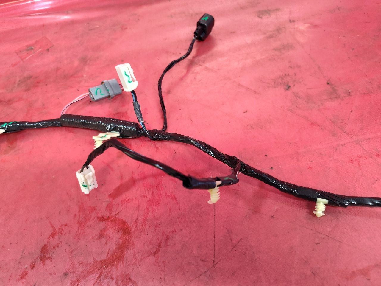2001-2005 Mazda Tribute Ford Escape Liftgate Hatch Wiring Harness
