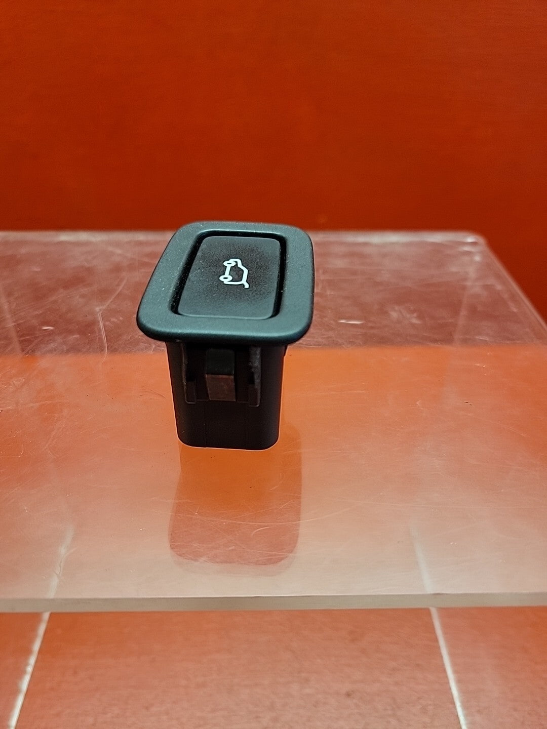 2014-2022 Range Rover Sport Trunk Release Rear Switch LR040338