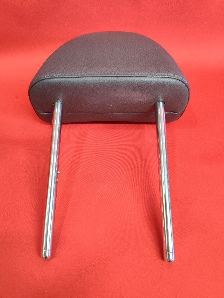 2012-2017 VW Volkswagen Tiguan FRONT Left or Right Seat Headrest Leatherette Blk