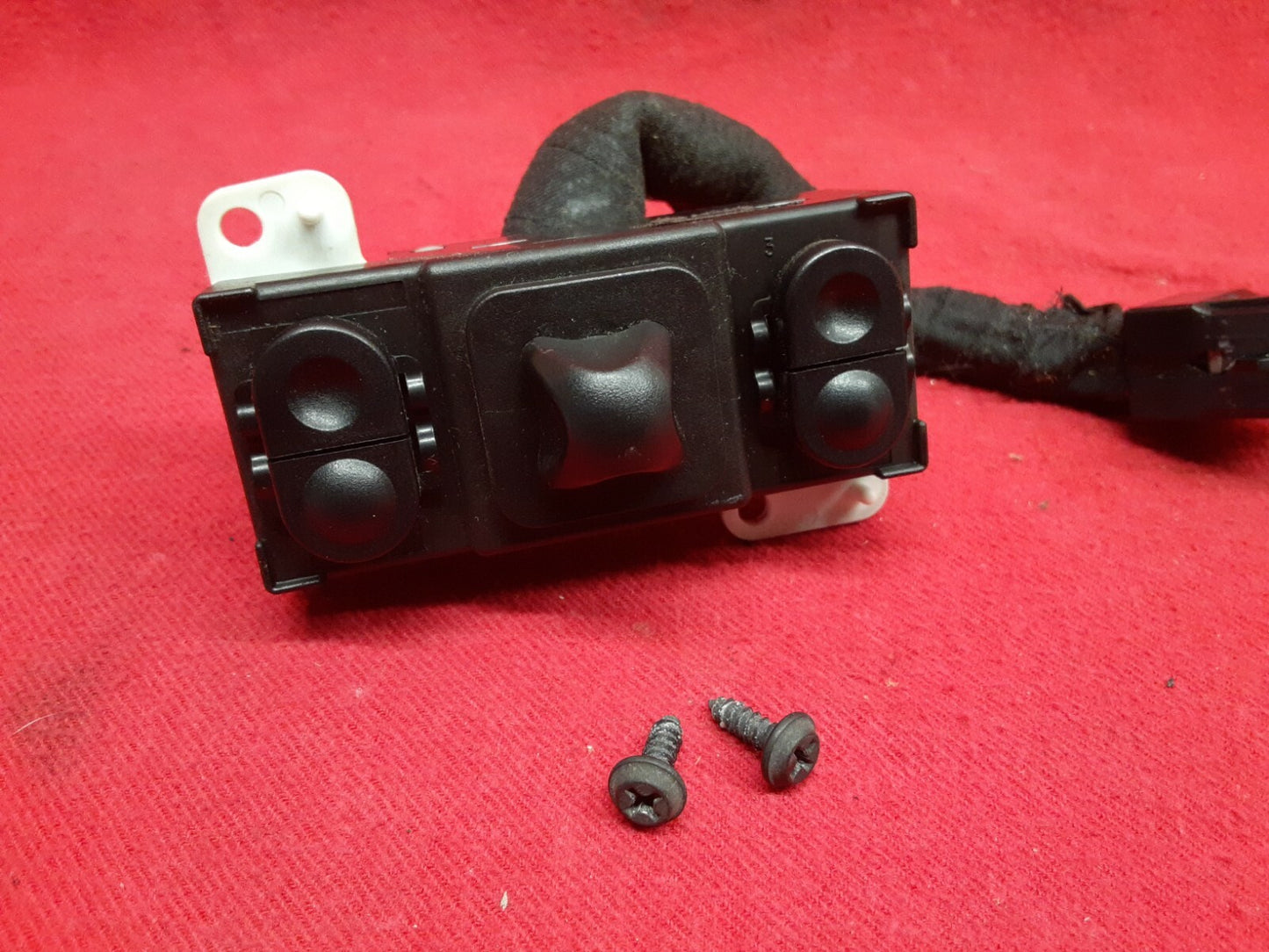 1990 1991 1992 1993 1994 Ford Explorer LEFT or RIGHT Lumbar Seat Switch Assembly