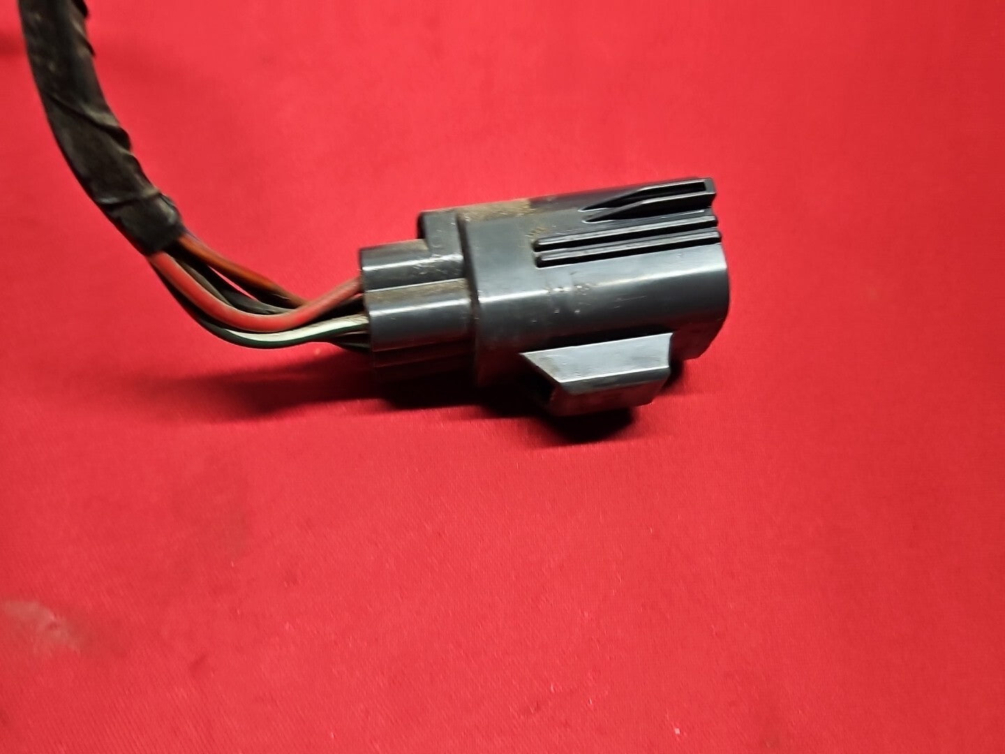 2010 2011 Land Range Rover Sport RIGHT PASSENGER Tail Light Lamp PIGTAIL WIRE