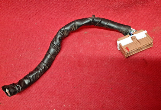 2001 2002 2003 2004 Nissan Frontier Xterra A/T Cruise Control Module PIGTAIL