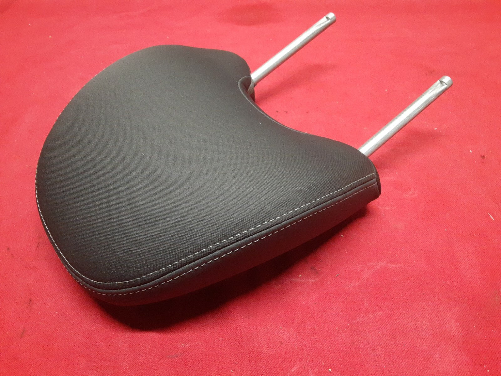 2006 2007 2008 Volvo S40 FRONT RIGHT PASSENGER Headrest Cloth Black Gray Stitch
