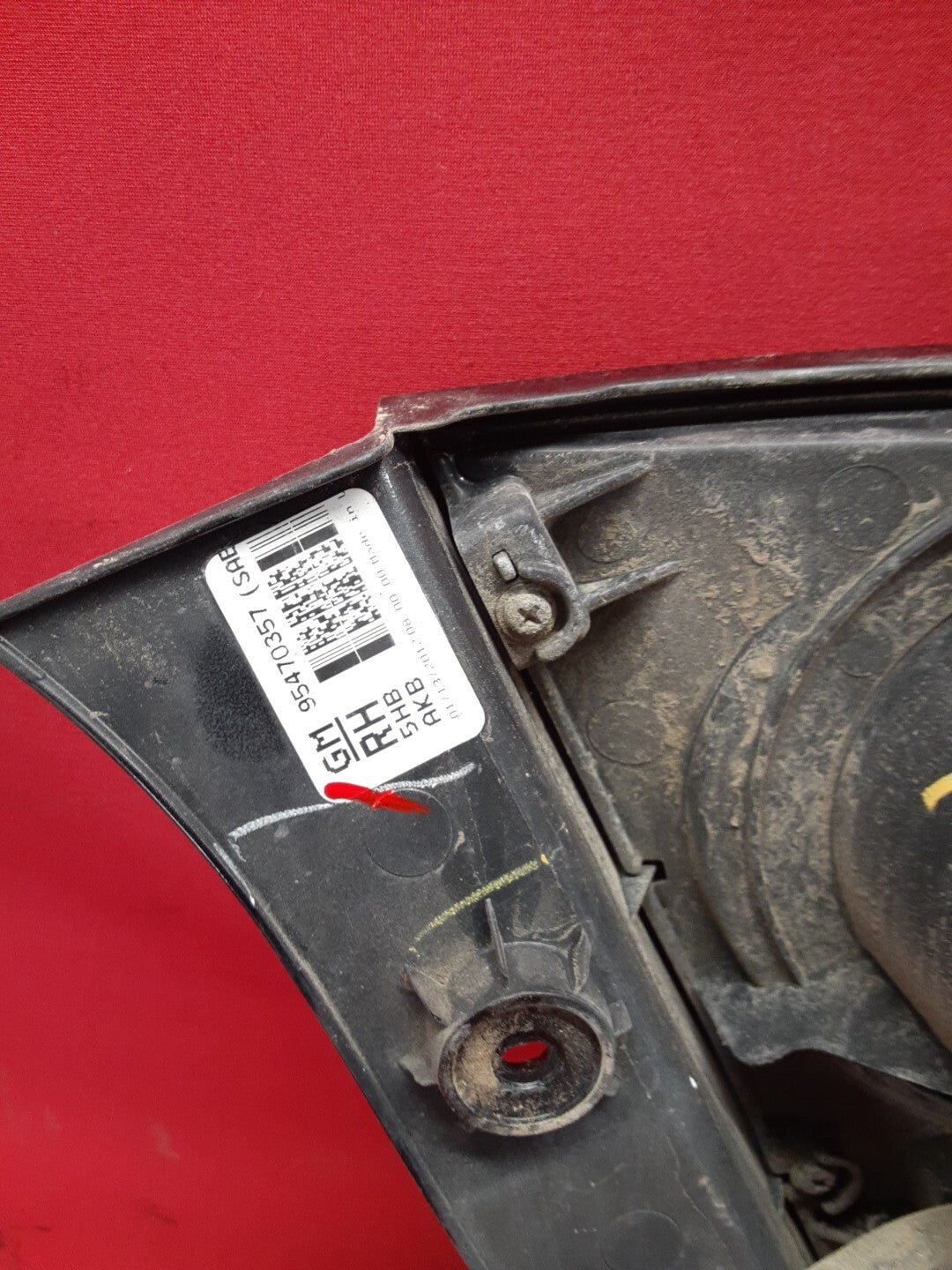 2012-2016 GM Chevrolet Sonic Right Rear Passenger Taillight Assembly 42407869