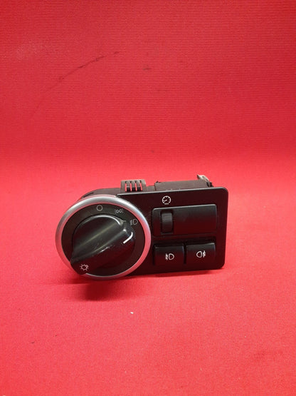2003-2006 Range Rover HSE Headlight Lamp Switch YUD000161PUY