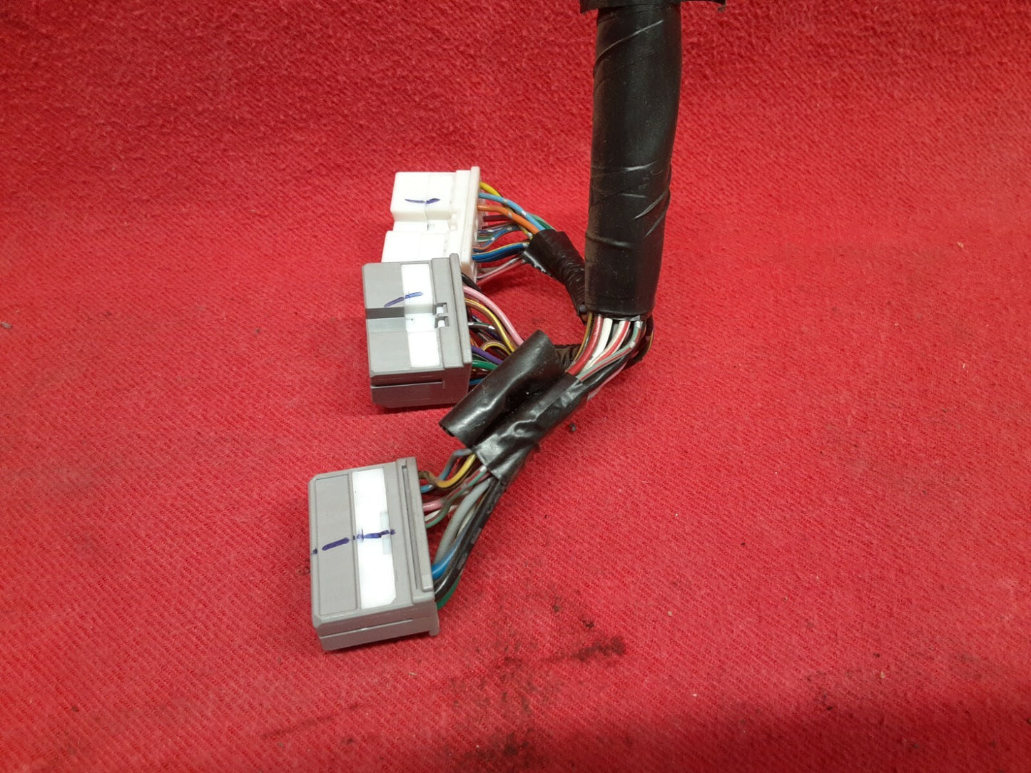 2002 2003 2004 Infiniti I35 Keyless Entry Control Module 28595-5Y700 PIGTAILS