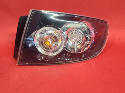 2007-2009 Mazda Mazda3 SEDAN Quarter Mounted RIGHT PASSENGER Tail Light Lamp LED