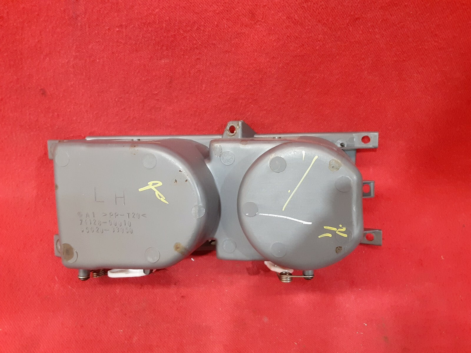 1997 - 2001 Toyota Camry & Solara Console Double Cup Holder - Gray - 55620-33050