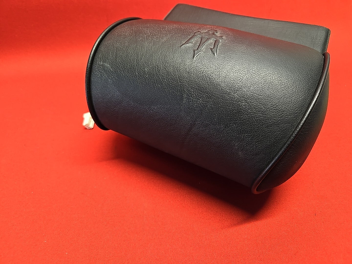 2003 - 2007 Maserati Quattroporte REAR CENTER Headrest Black Leather 981421700