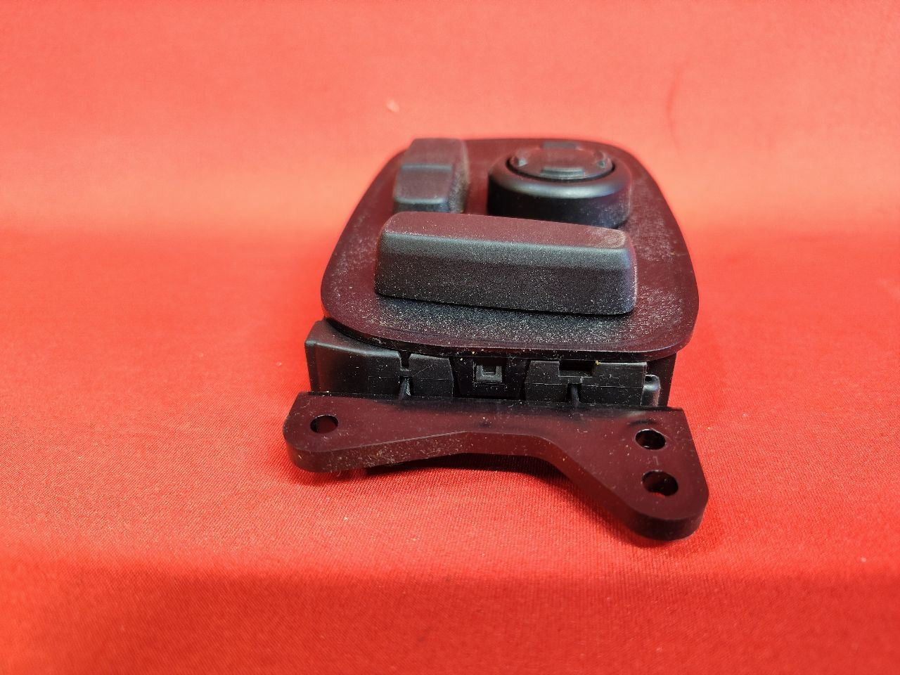2016-2019 Range Rover Evoque 18-22 Velar FRONT LEFT DRIVER Seat Switch 8-way