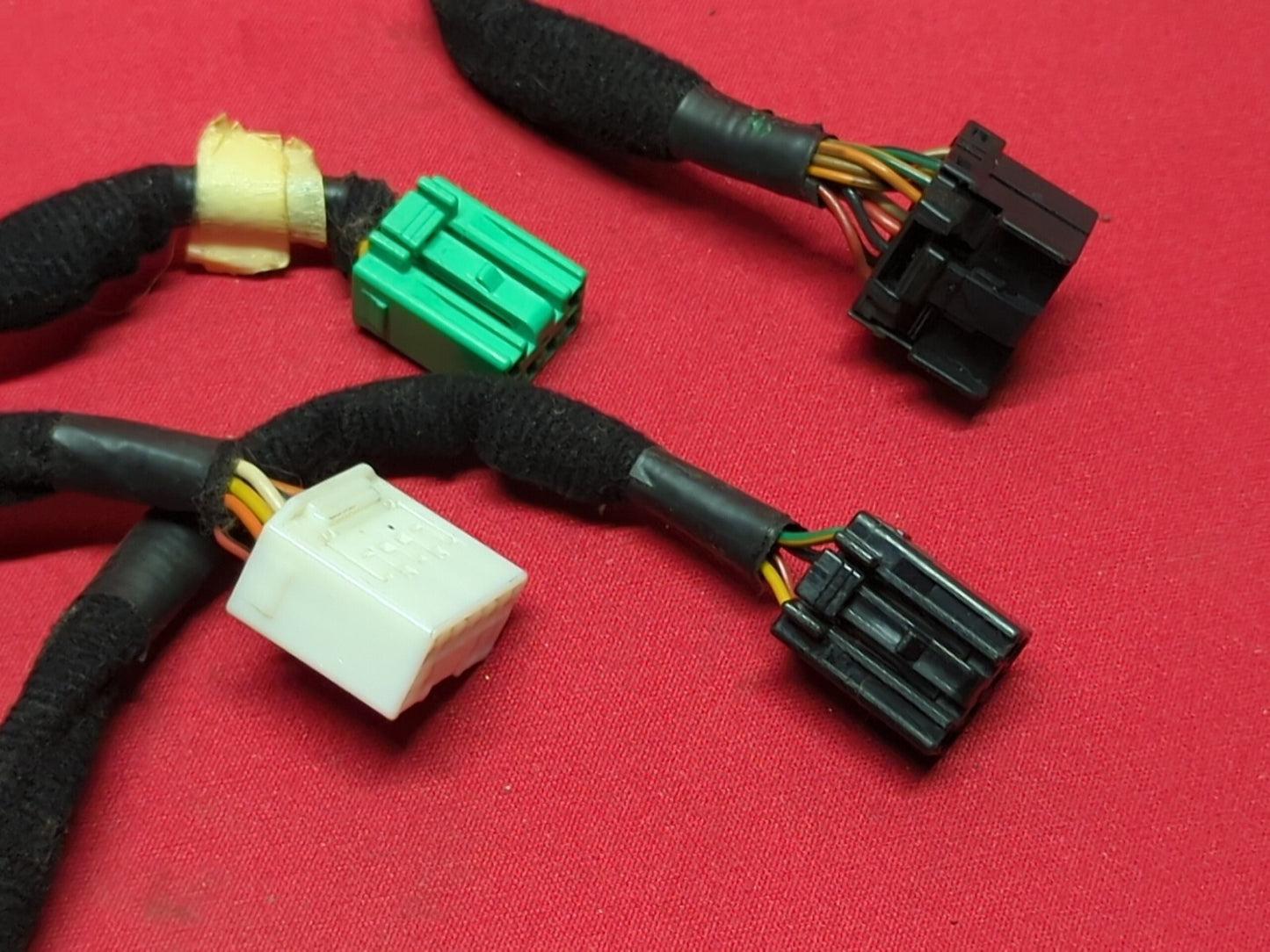 2007 2008 Kia Sorento Digital Clock Hazard Defrost Unit 94500-3E510  PIGTAILS