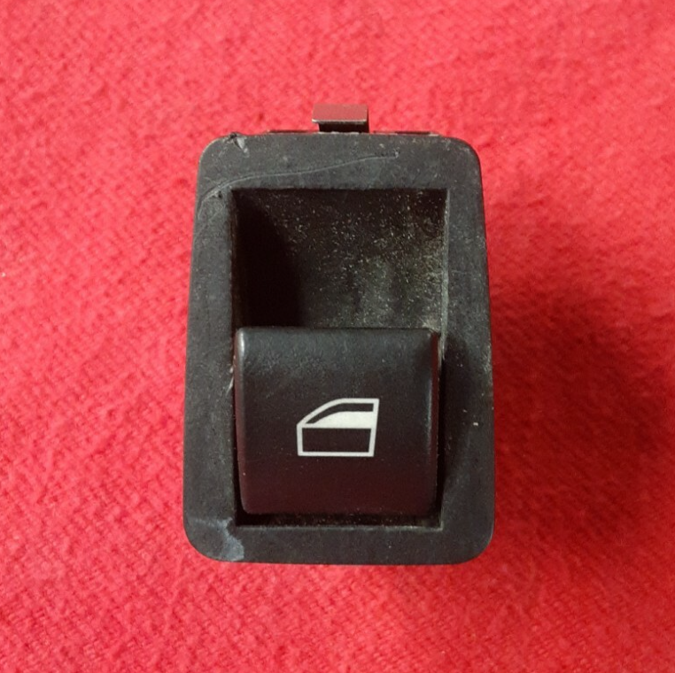 2002 2002 2003 BMW 335i 3 Series REAR Window Switch 6 902 174