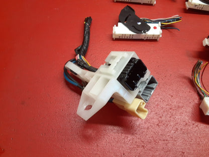 2007-2009 Toyota Camry 2.4L Instrument Panel Fuse Box Block PIGTAILS 82730-06502