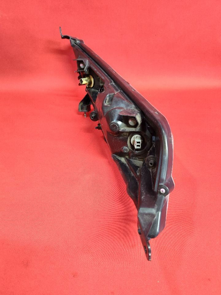 2011-2014 Nissan Juke RIGHT PASSENGER Headlight Turn Signal Combination Lamp
