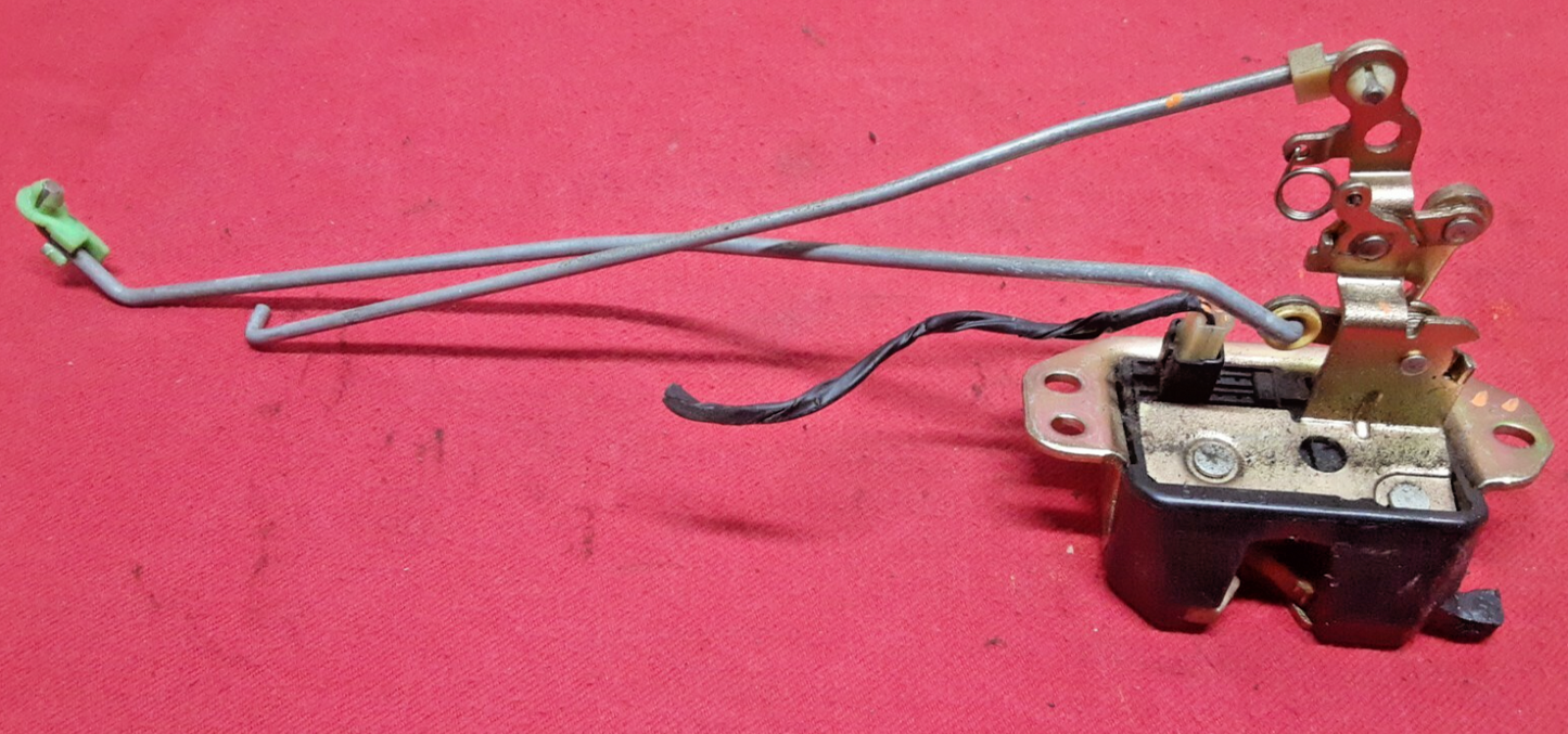 2006 2007 2008 Chevrolet Chevy Aveo Trunk Latch Lock Release Actuator w/ Rods