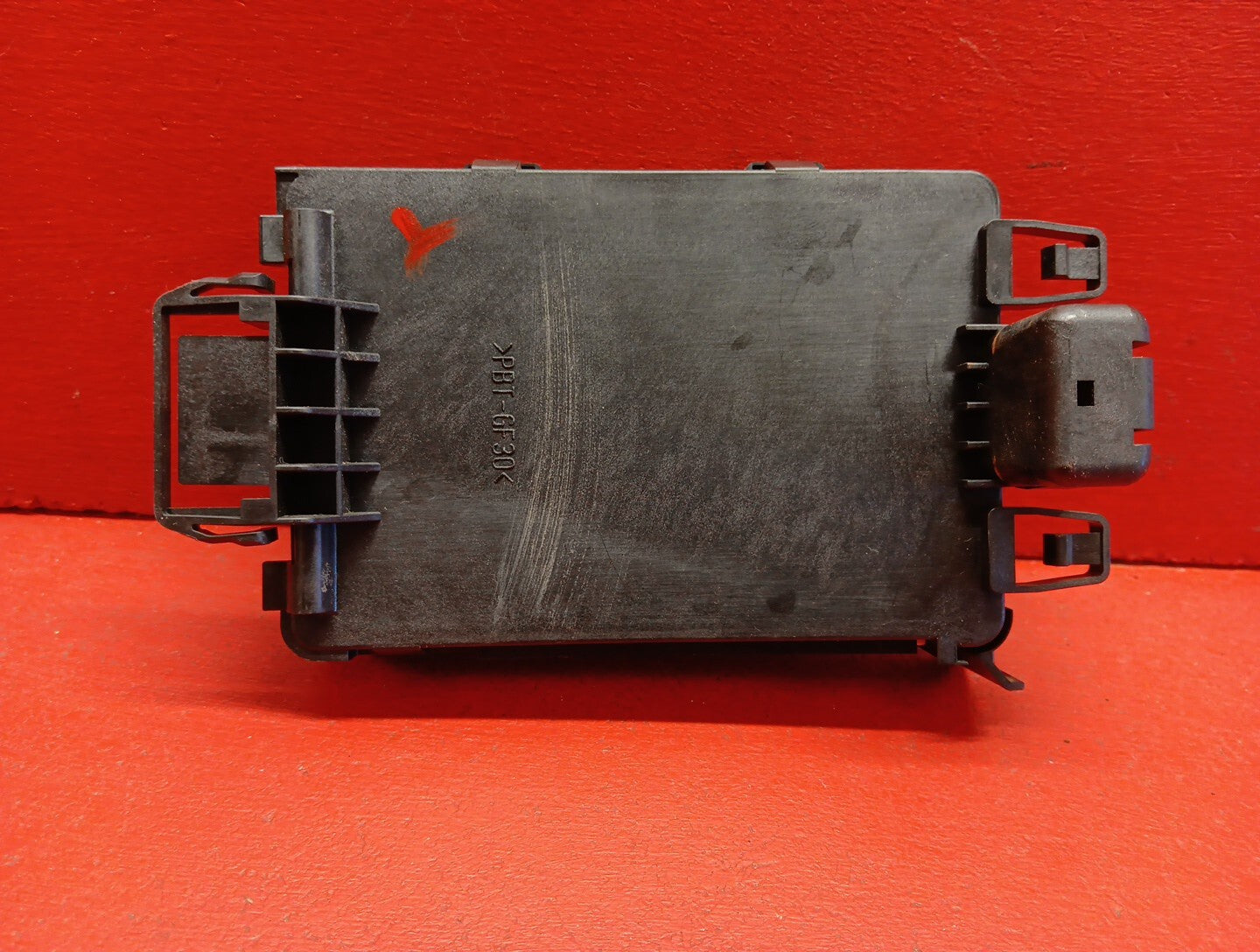 2014 - 2016 Mazda 3 Rear Body BCM Relay Controller Module KD45-67-5Y0G