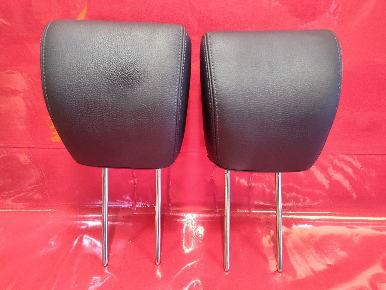 13-16 Hyundai Genesis Coupe FRONT Seat Headrest Left Right Set Black Leather
