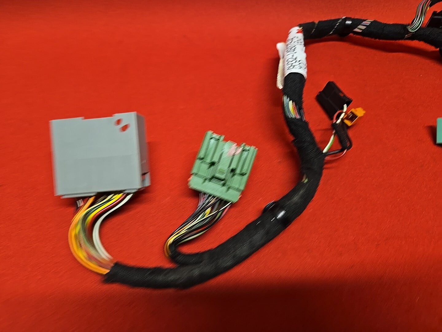 2010 - 2013 Range Rover SPORT Center Console Wiring Harness AH32-14B079-AC