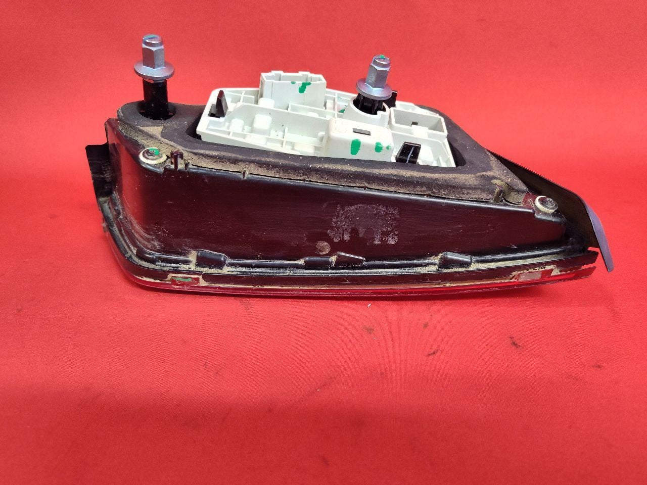 2015 VW Volkswagen Jetta RIGHT PASSENGER Inner Hatch Tail Light Lamp Standard