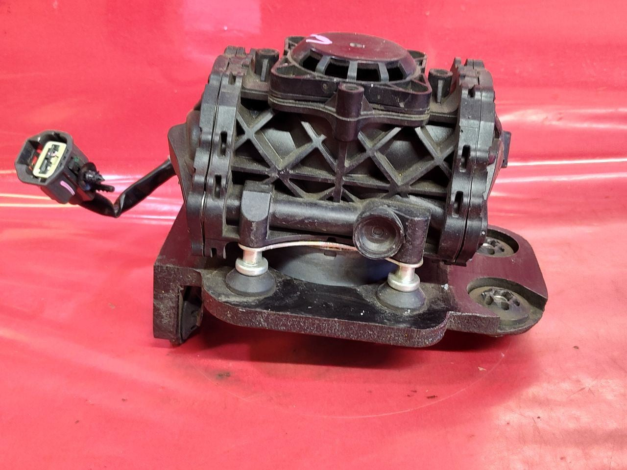 2012-2018 Ford Focus ELECTRIC EV Vacuum Pump VIN 4 8th Digit - 51k Miles
