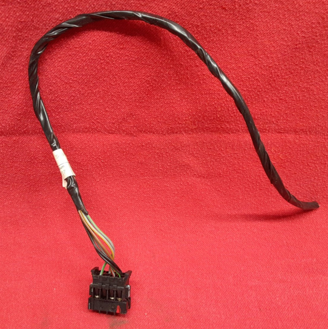1994 - 1997 Mercedes Benz RIGHT PASSENGER Tail Light 202-820-14-64 PIGTAIL WIRE
